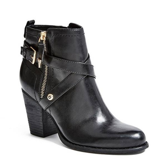 Look! 👀 - Picture 2 of 7